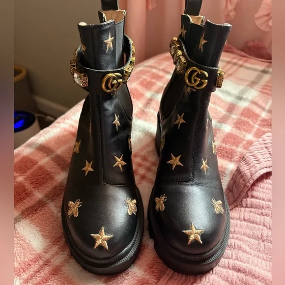 Gucci Bee Boots - Picture 1 of 7